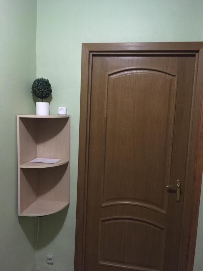 Уютная Квартира Рядом С Метpo Холодная Гора Kharkiv Eksteriør billede